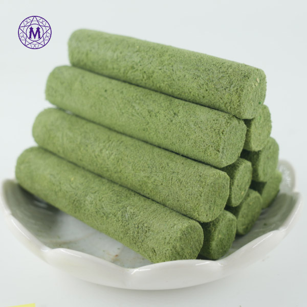 Freeze-dried catnip sticks